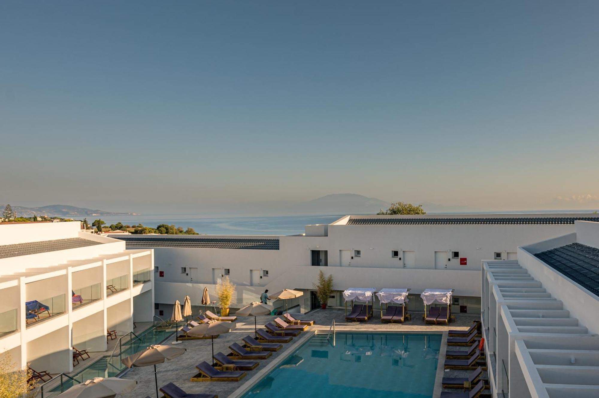 Mirage Bleu Hotel Tragaki Luaran gambar