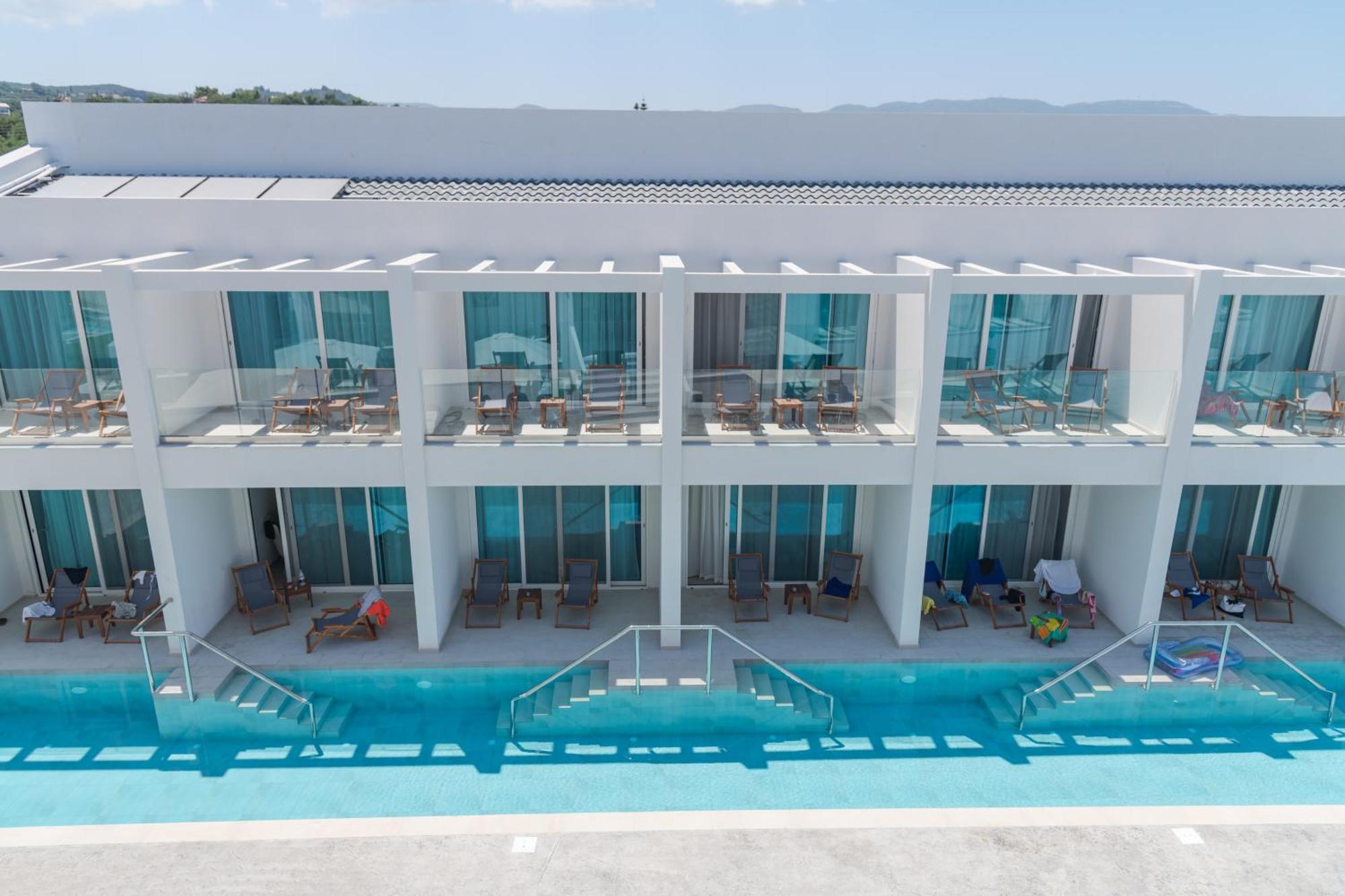 Mirage Bleu Hotel Tragaki Luaran gambar